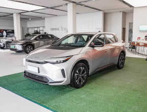 Toyota bZ4X Mid 2025 - 1 | kz.bex-auto.com