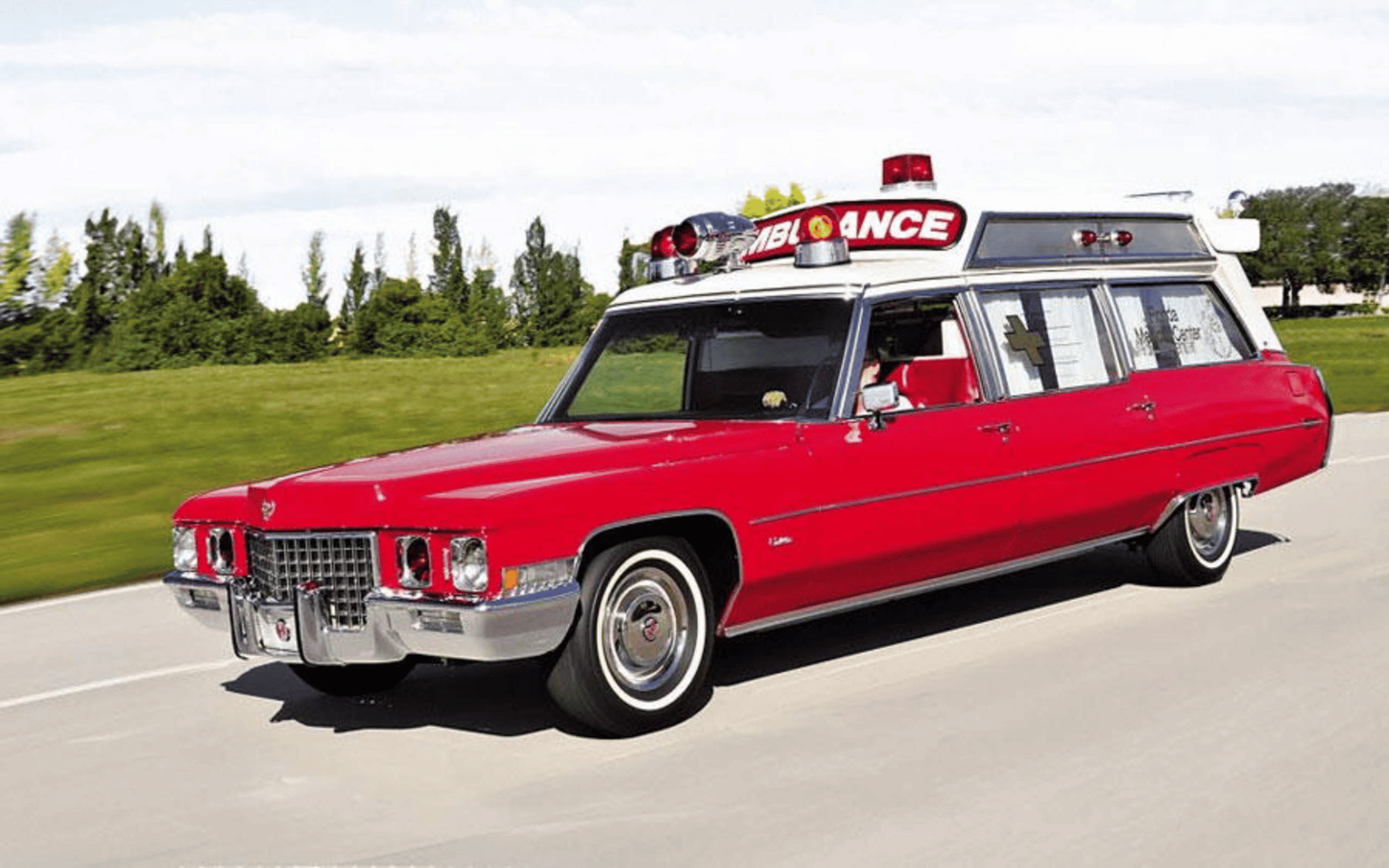 Полувековой Cadillac скорой помощи установил рекорд Гиннесса, преодолев 5200 км