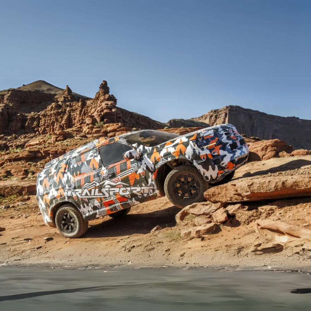 Новый кроссовер Honda для бездорожья рассекретили на официальных фото