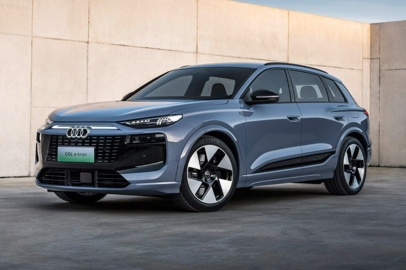 Audi Q6L e-tron: Электрический флагман с технологиями Huawei для китайского рынка