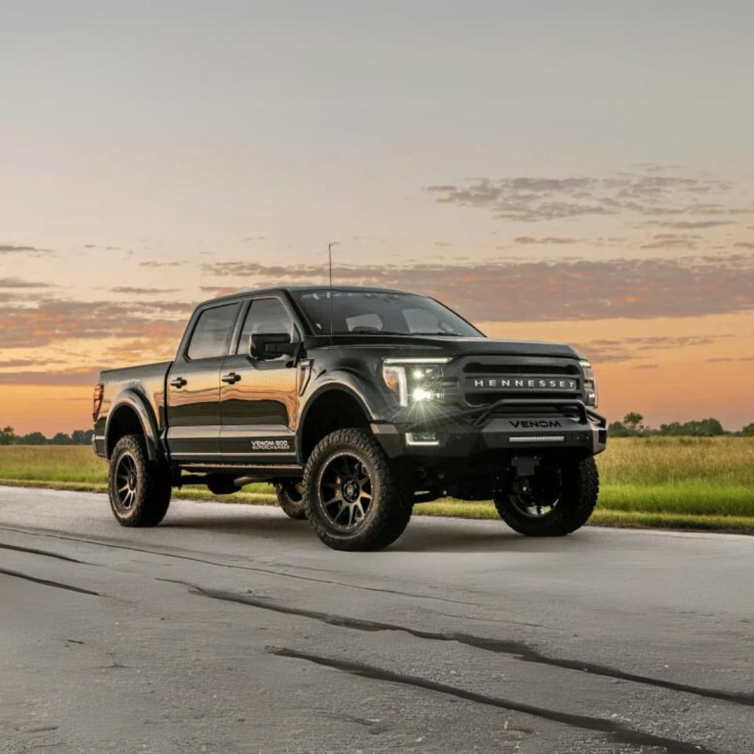 800 сил и 3,4 с до сотни: презентован экстремальный пикап Ford для бездорожья