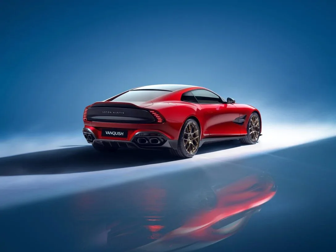 Эксклюзив для Джеймса Бонда: представлен самый быстрый суперкар Aston Martin