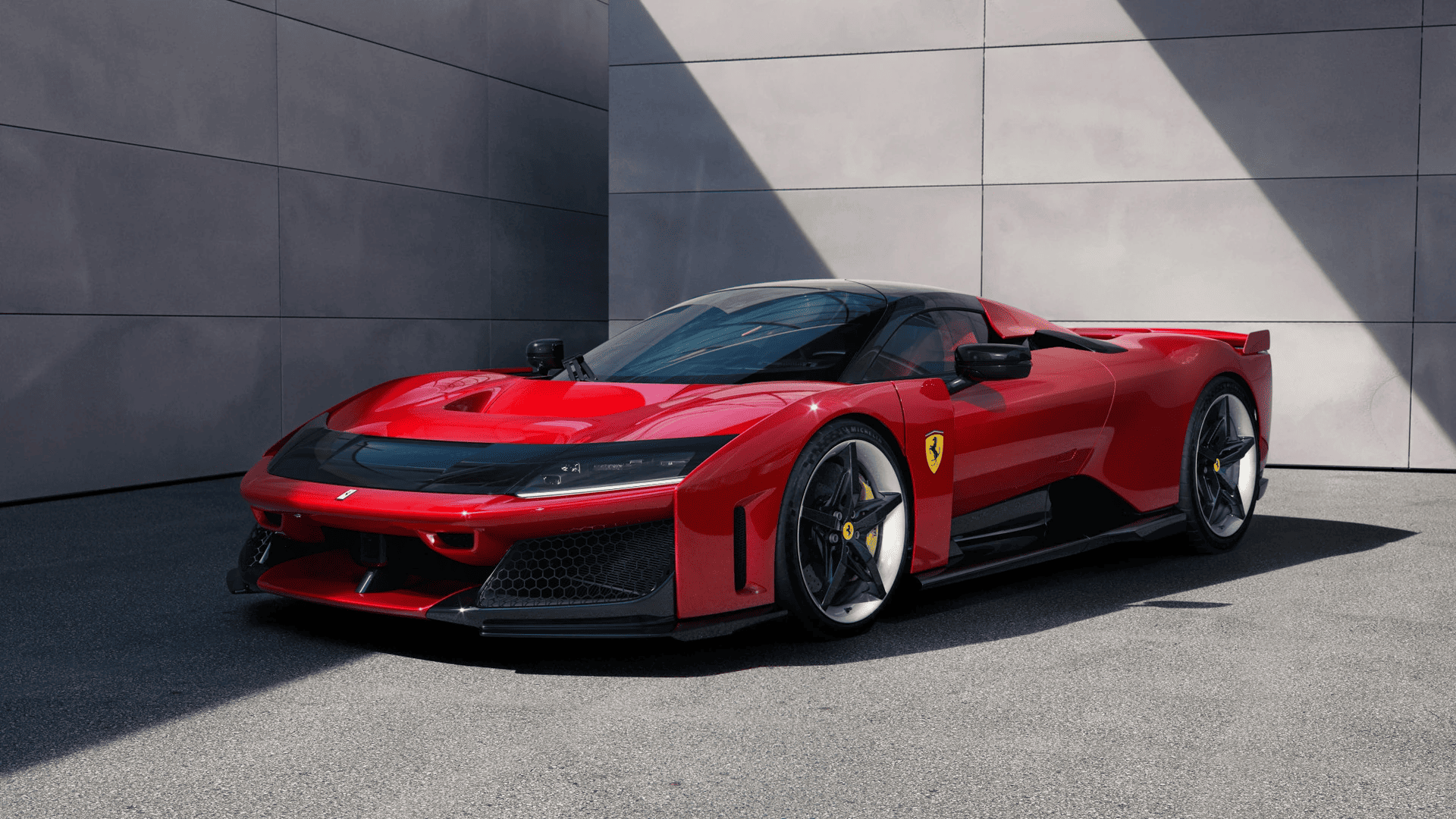 Ferrari F80: Новый суперкар с 1200-сильной гибридной системой — цена и характеристики
