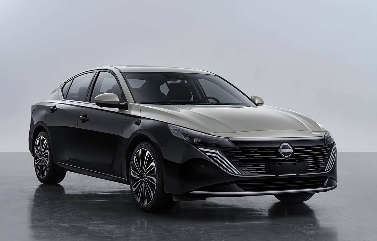 Nissan возвращает на рынок легендарную Teana в новом облике