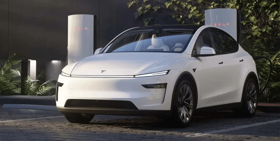 Раскупают как горячие пирожки: новый электромобиль Tesla поступил в производство
