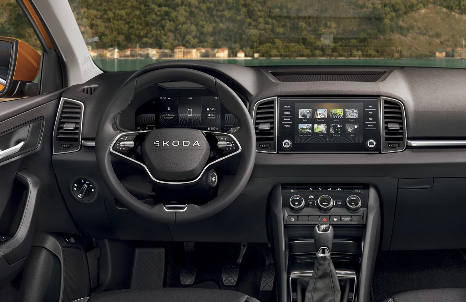 Жаңа Skoda Karoq гибридті нұсқалар мен толықтай жаңарған дизайнға ие болады