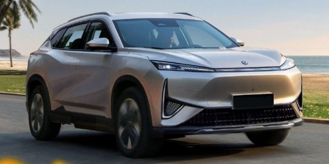 Dongfeng Aeolus L7 PHEV установил рекорд: более 2200 км без подзарядки и дозаправки