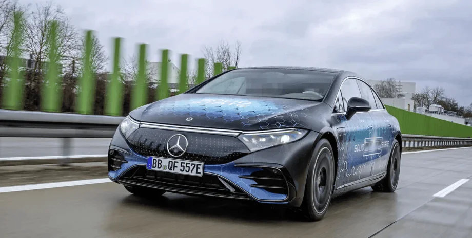 Электромобили Mercedes получат инновационную батарею с запасом хода до 1000 км!