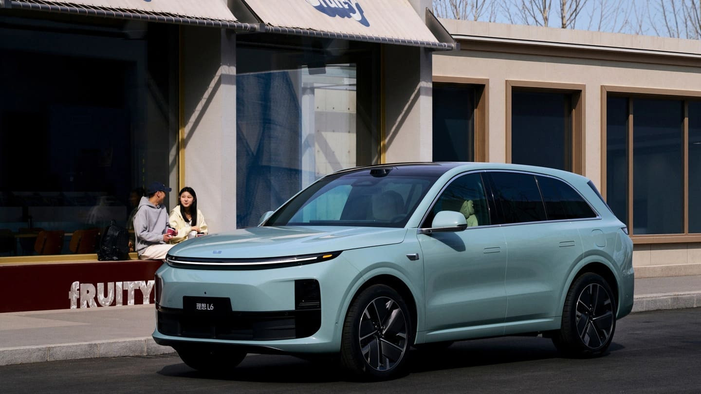 Li Auto L6 2025 бьёт рекорды продаж: один автомобиль — каждые 2 минуты