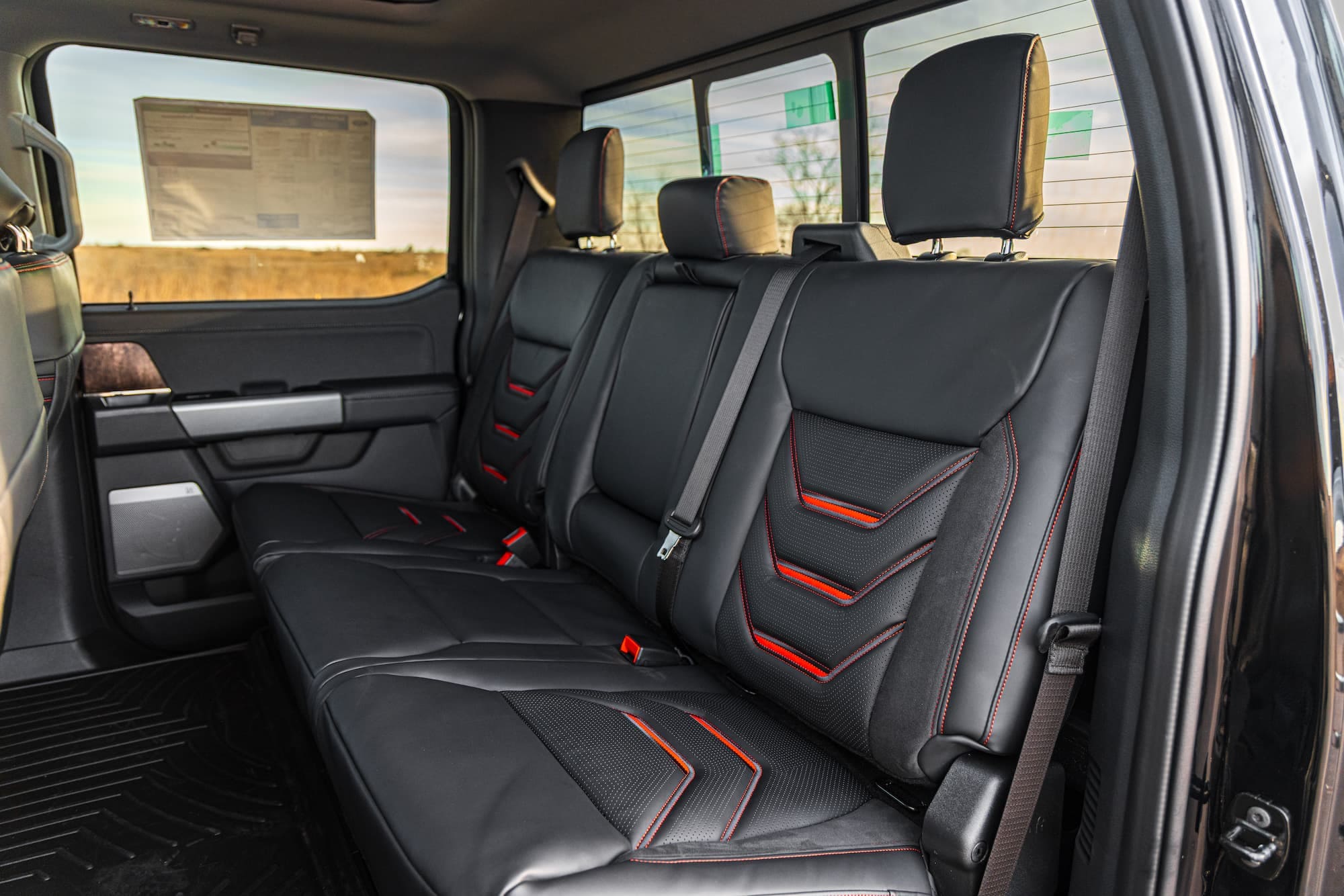 Ford F-250 VelociRaptor 1200 от Hennessey: дизельный монстр для бездорожья