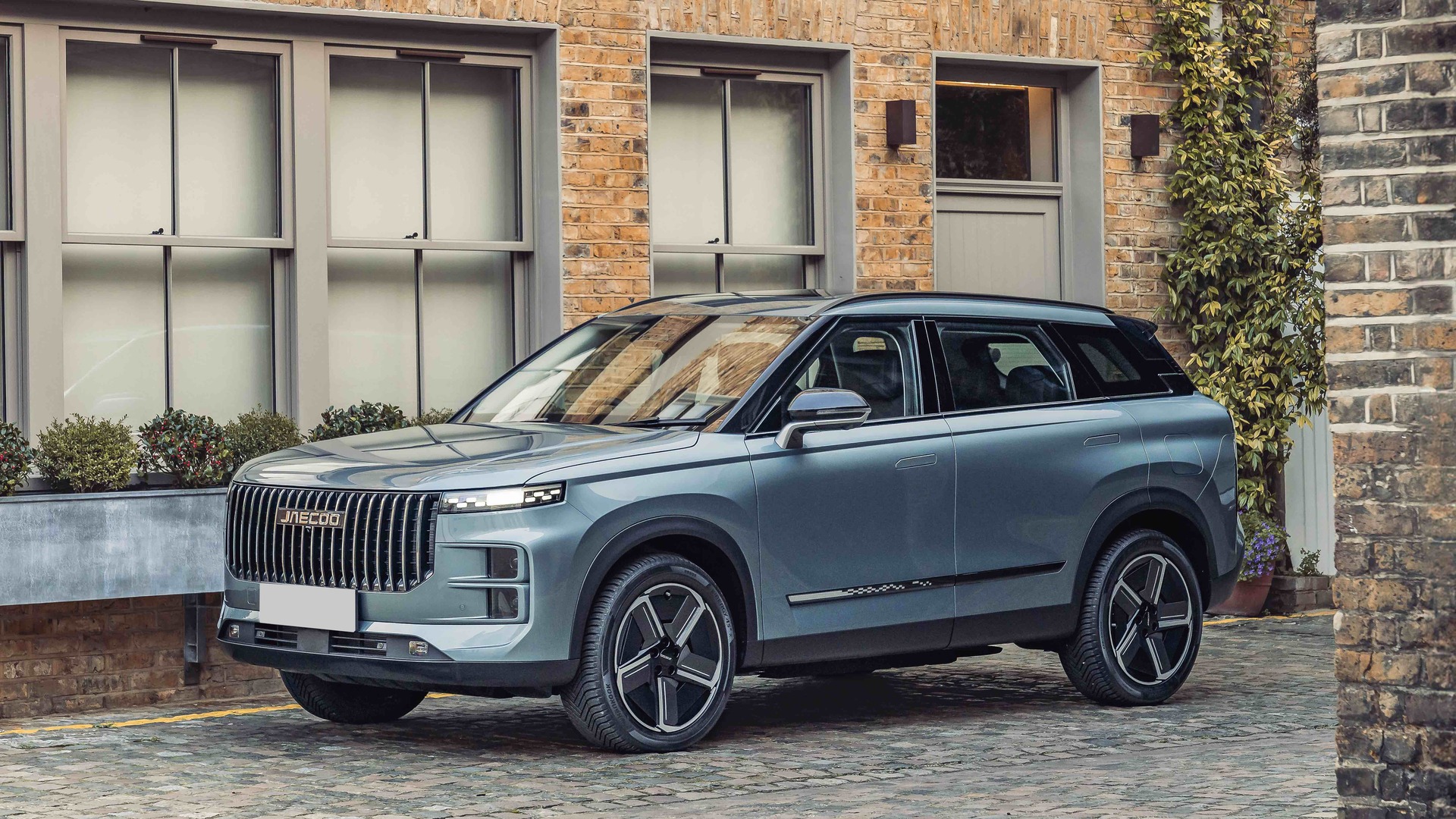 Китайские аналоги Range Rover: ТОП-5 гибридных внедорожников, которые стоят в разы дешевле