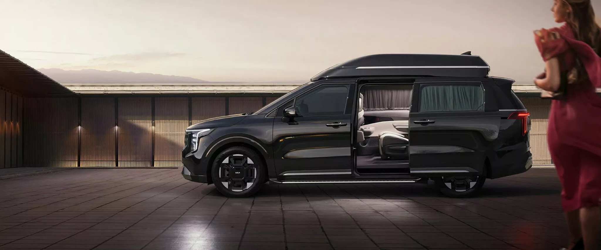 KIA представила роскошный минивэн Carnival Hi Limousine: премиум-класс для семьи и бизнеса
