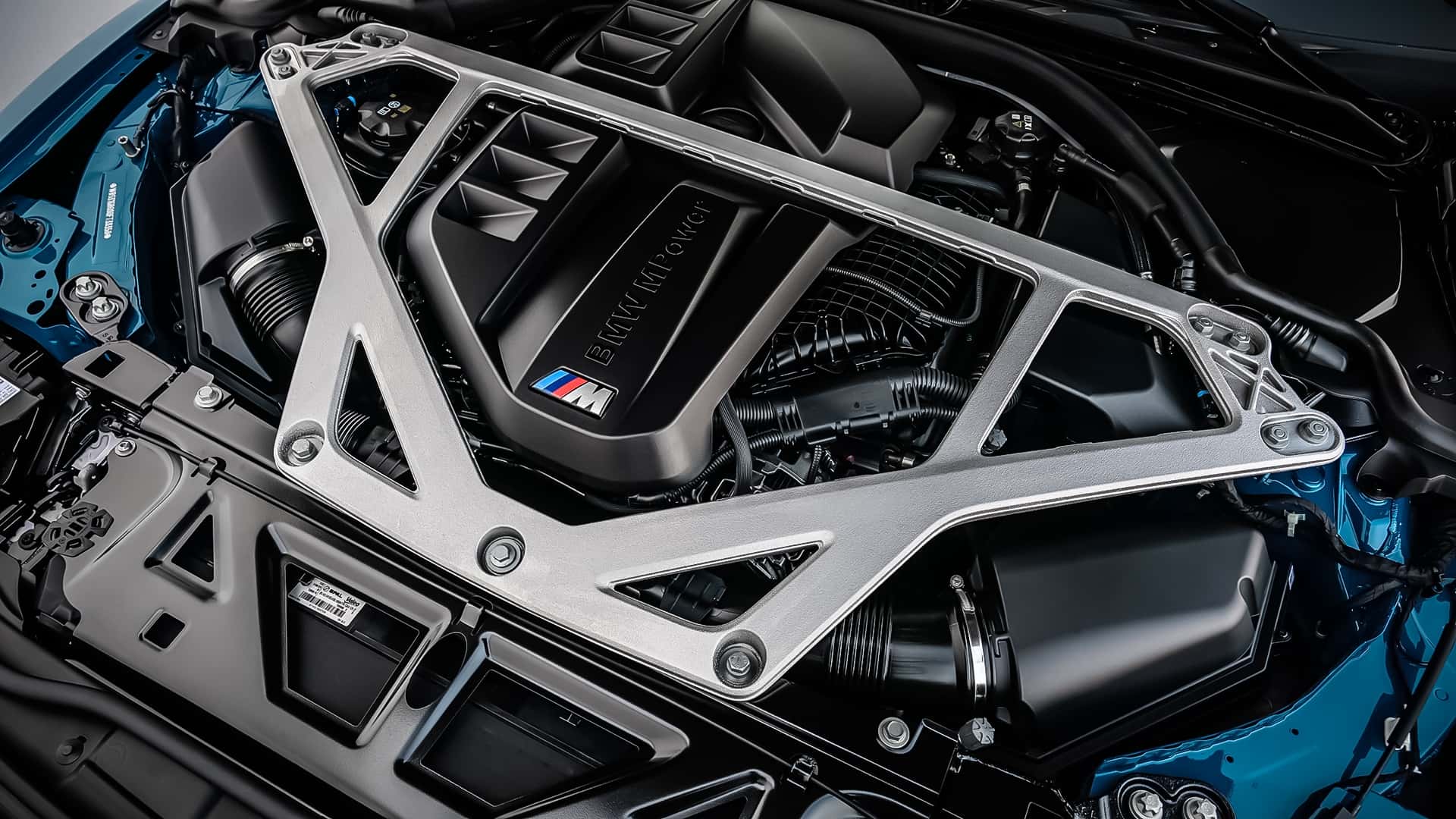 Новый BMW 3 Series: электрическая эра, обновленный дизайн и революционные технологии