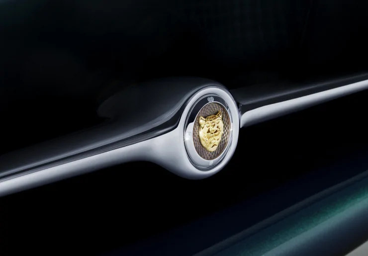 Возвращение легенды: Jaguar E-type — самое красивое авто всех времен вновь в производстве спустя 50 лет