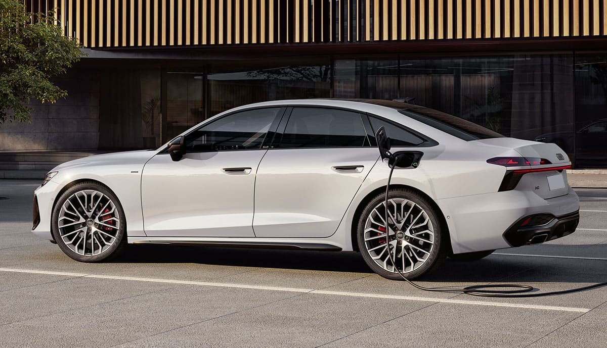 Audi A6 e-hybrid 2025: стиль, мощность и экономия топлива в премиум-формате
