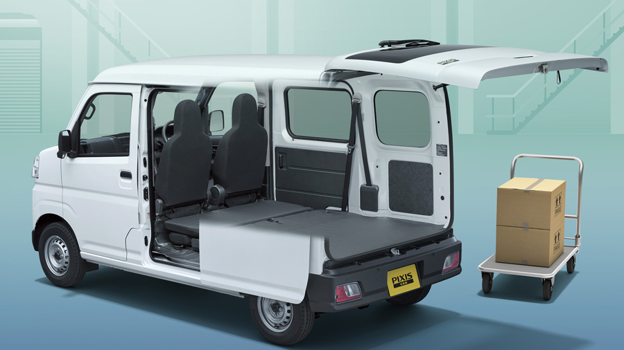 Toyota Pixis Van EV: компактный и практичный электрический минивэн для города.