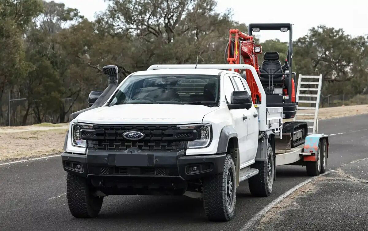 Ford представил экстремальный пикап Ranger Super Duty с впечатляющими возможностями