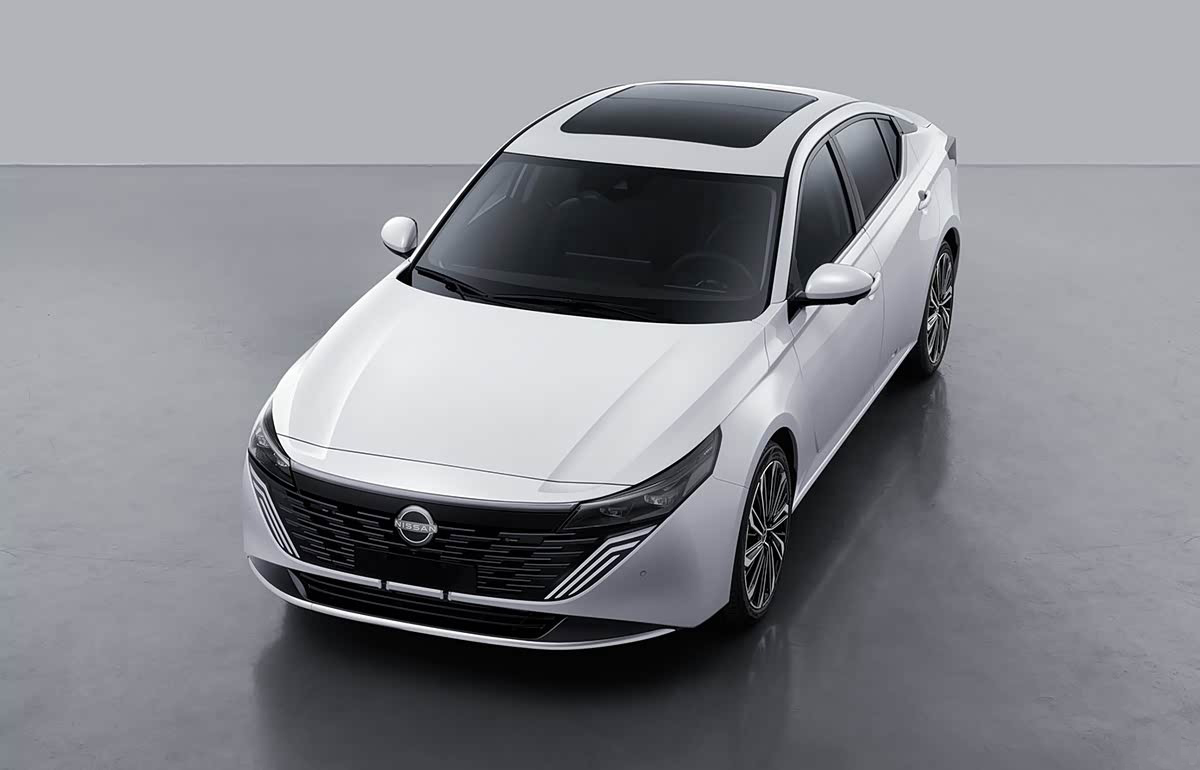 Nissan возвращает на рынок легендарную Teana в новом облике