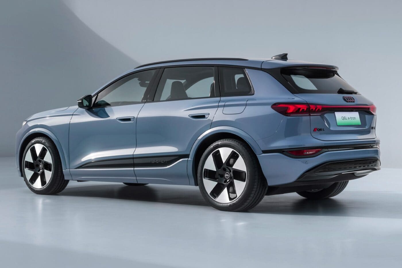 Audi Q6L e-tron: Электрический флагман с технологиями Huawei для китайского рынка