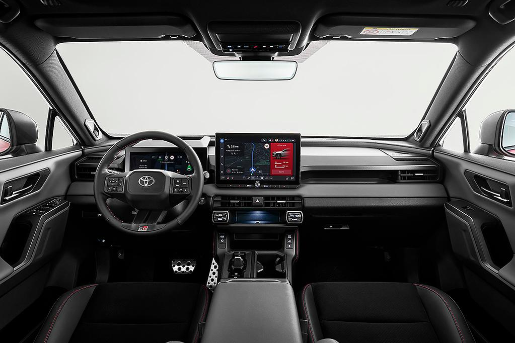 Toyota RAV4 2026: обновлённый дизайн, продвинутые технологии и мощные гибридные версии