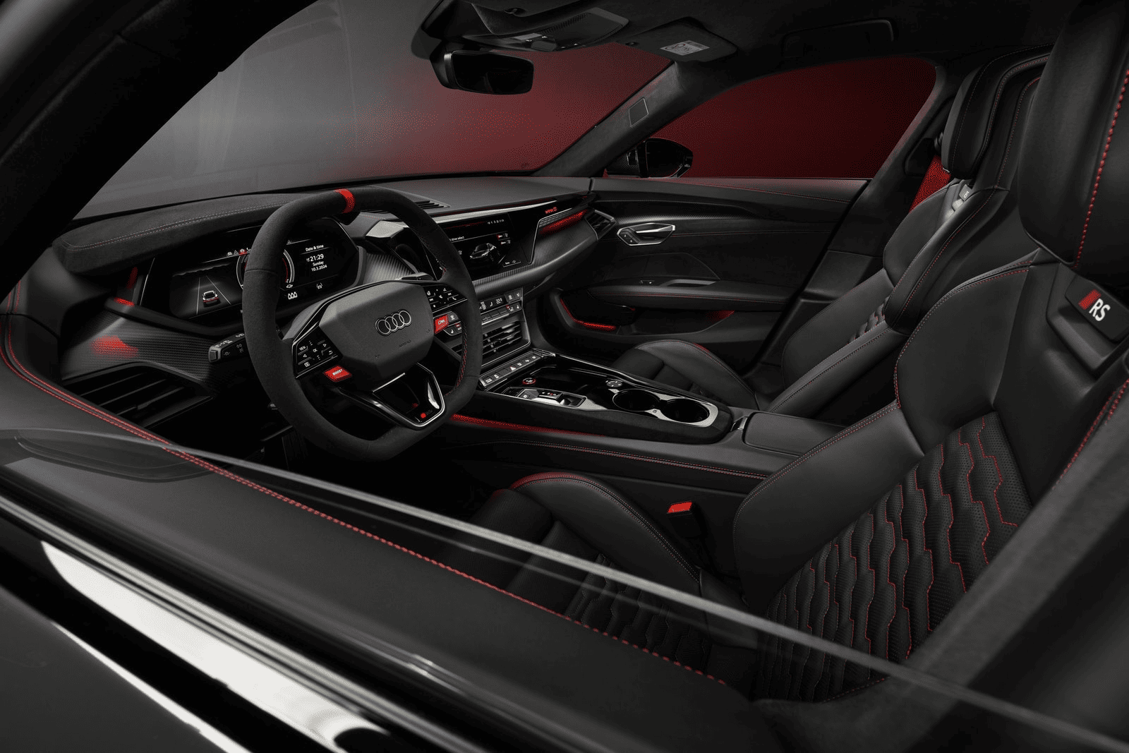 Новый Audi e-tron GT quattro: улучшенная эффективность и запас хода до 622 км