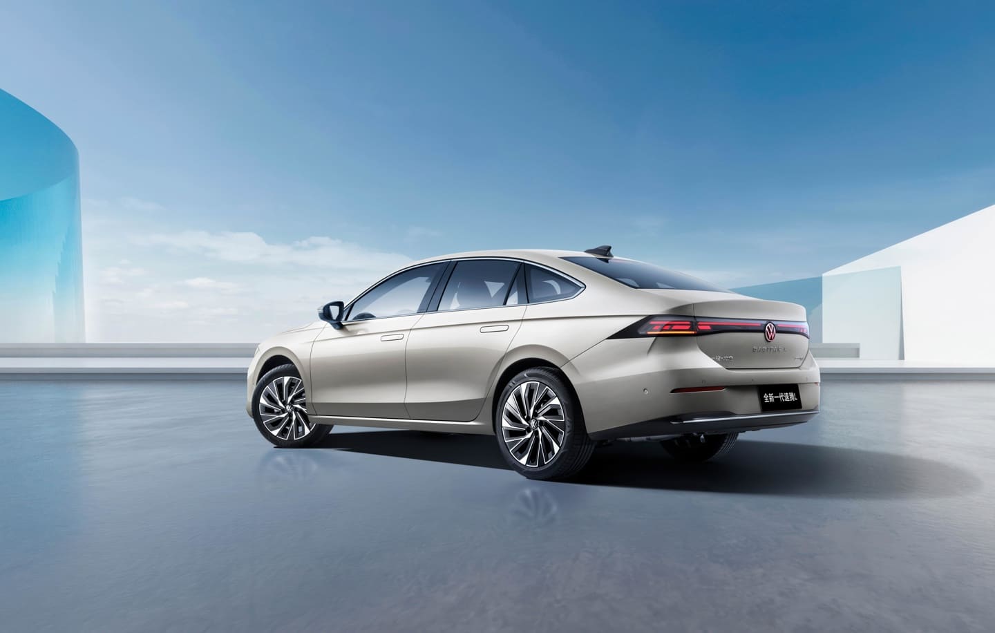 Volkswagen представил Sagitar L — стильный седан с 160 л.с. и ценой от $16 800