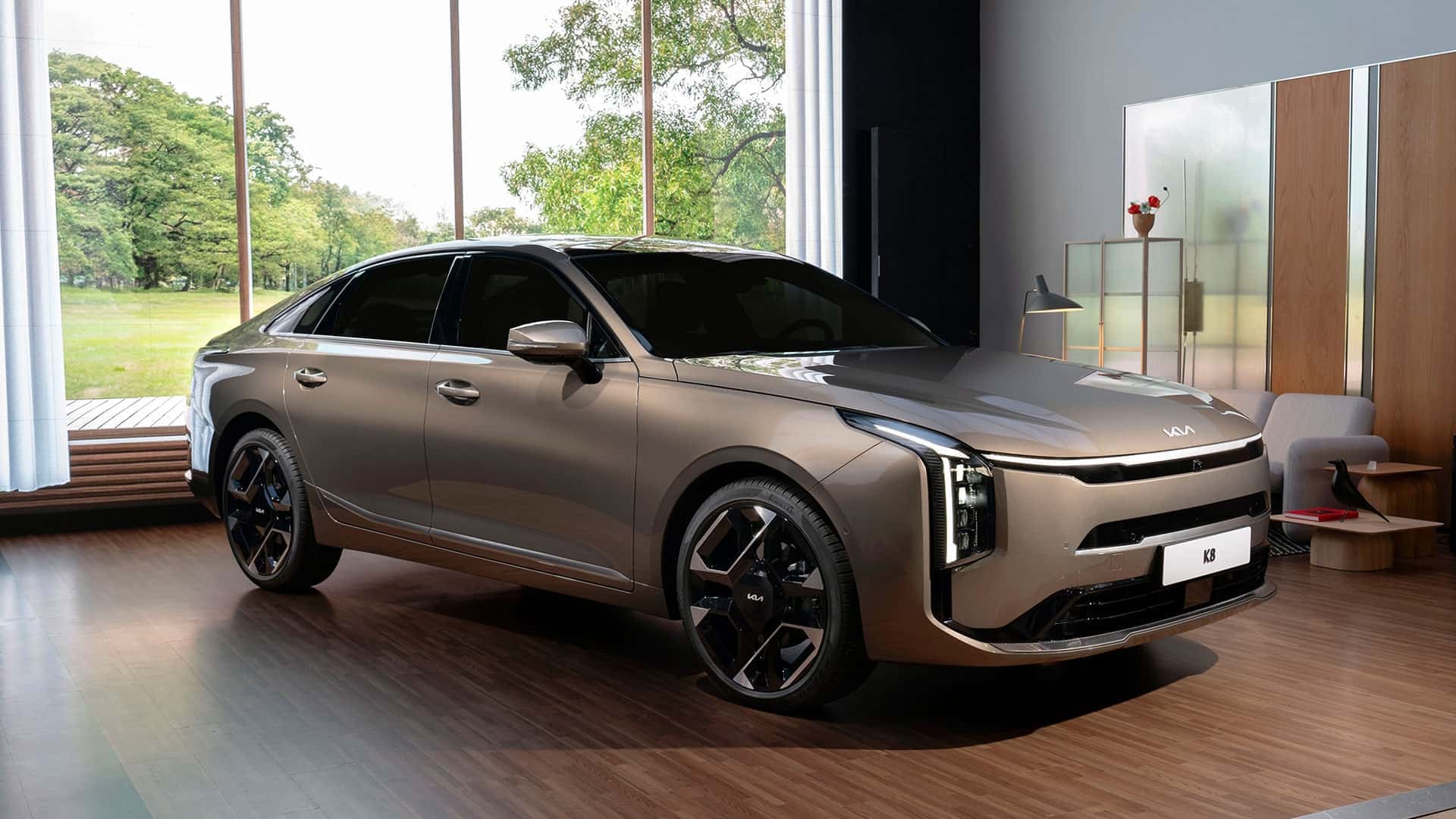 KIA представила обновленные K5 и K8 2026 года: больше функций за разумные деньги