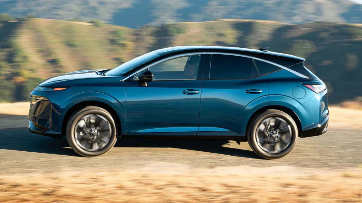 Новый Nissan Murano 2025: кардинальные изменения в дизайне, технологии и мощности