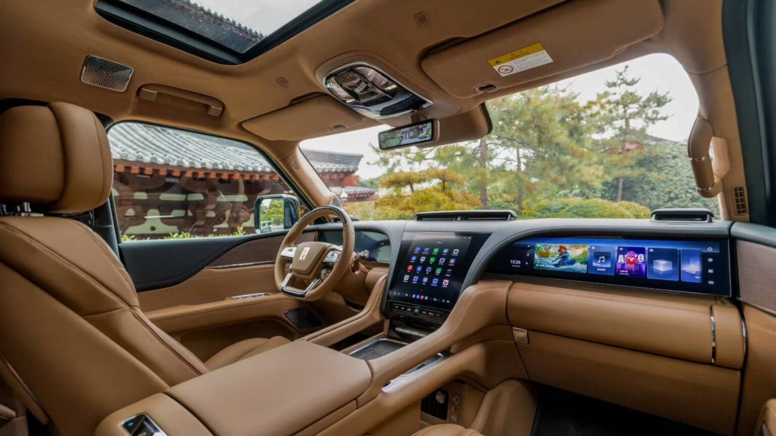 Новый роскошный электровнедорожник BYD бросает вызов Rolls-Royce Cullinan — мощь, золото и цена вдвое ниже