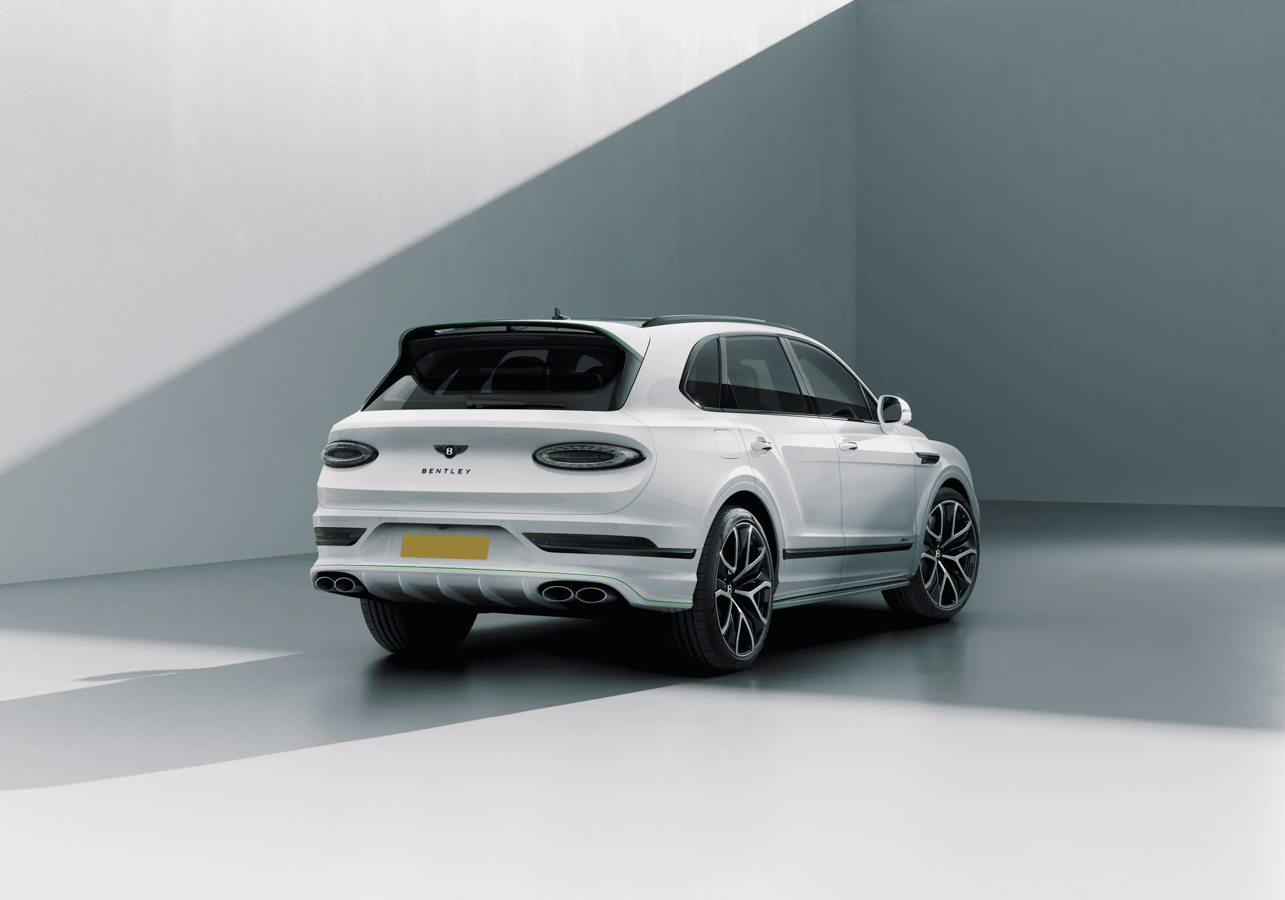 Bentley Bentayga Speed 2025: Новый уровень мощности и роскоши