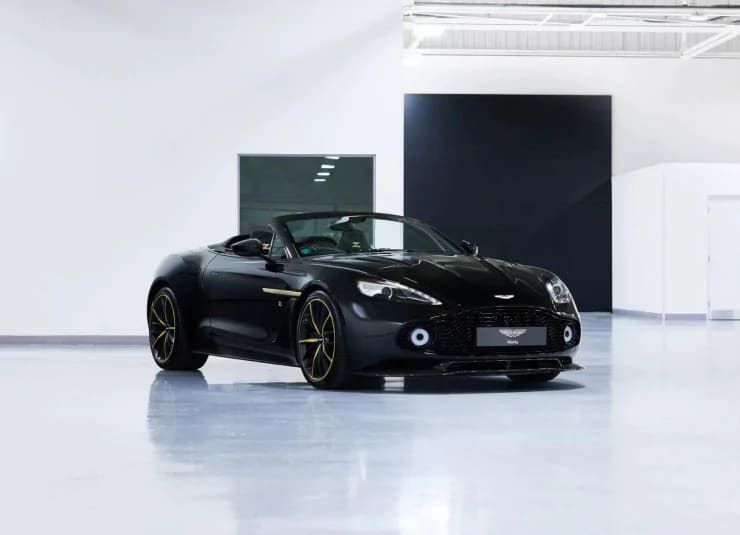 Коллекция редчайших суперкаров Aston Martin Zagato выставлена на продажу в Великобритании