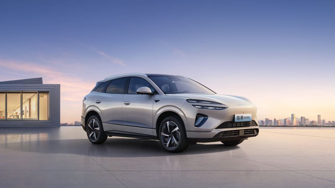 BYD Sealion 06: новый кроссовер с гибридом и электродвигателем по цене Duster