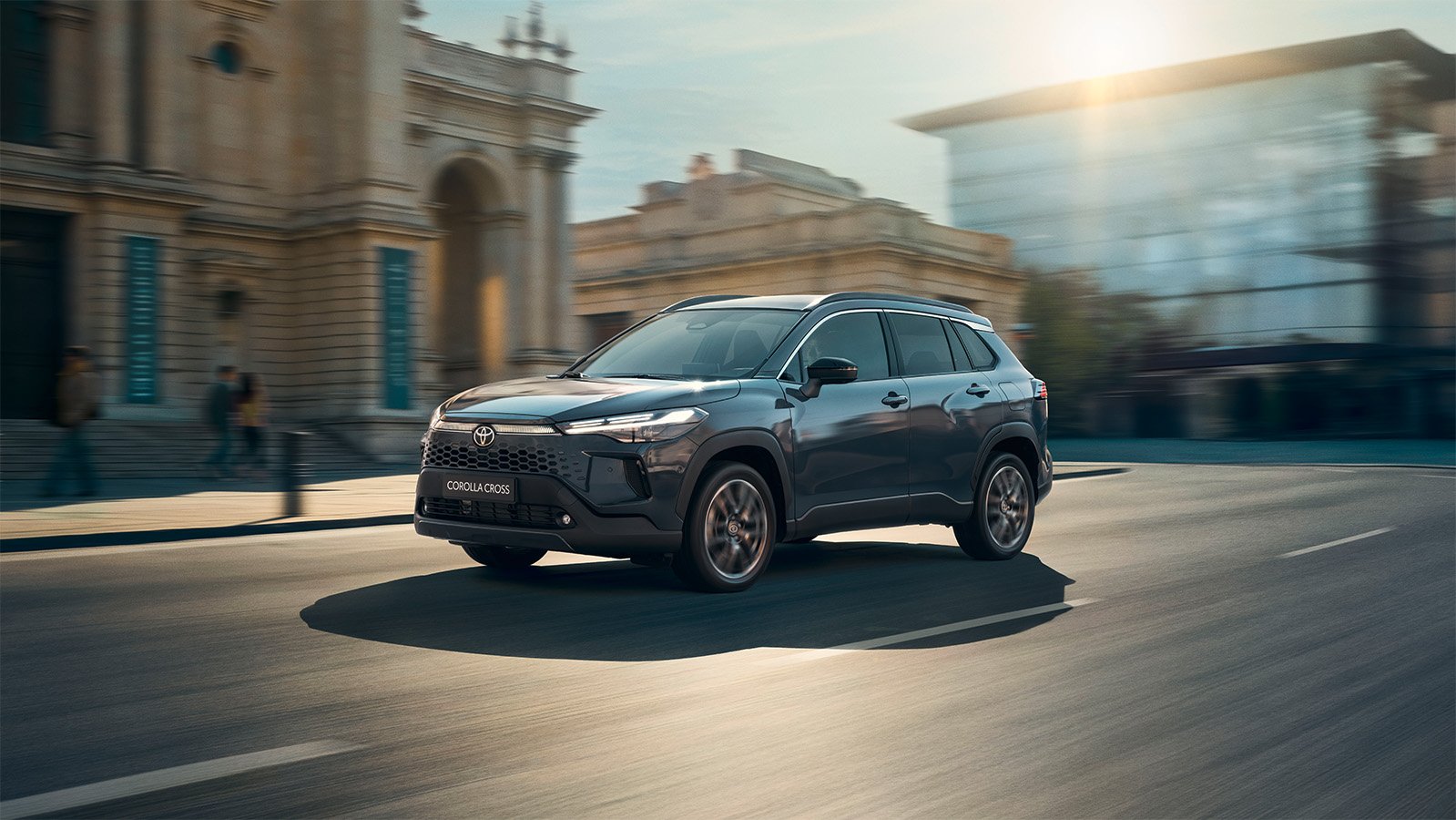 Toyota Corolla Cross: новое поколение стиля, комфорта и гибридных технологий