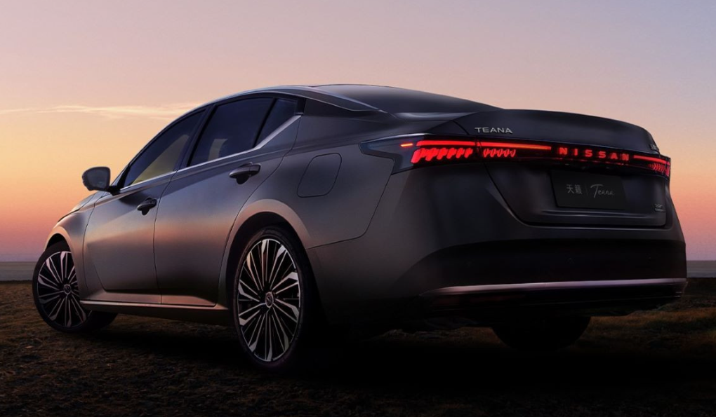 Обновлённая Nissan Teana: новые фото и ключевые изменения
