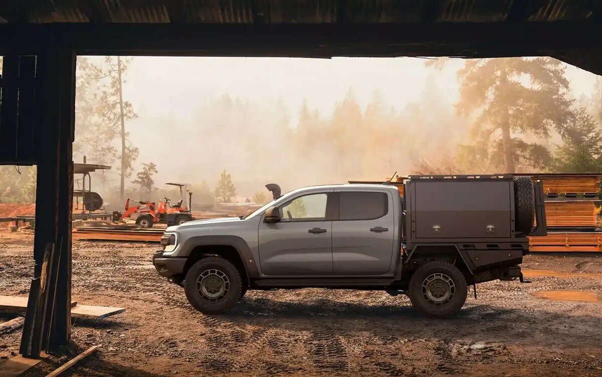 Ford представил экстремальный пикап Ranger Super Duty с впечатляющими возможностями