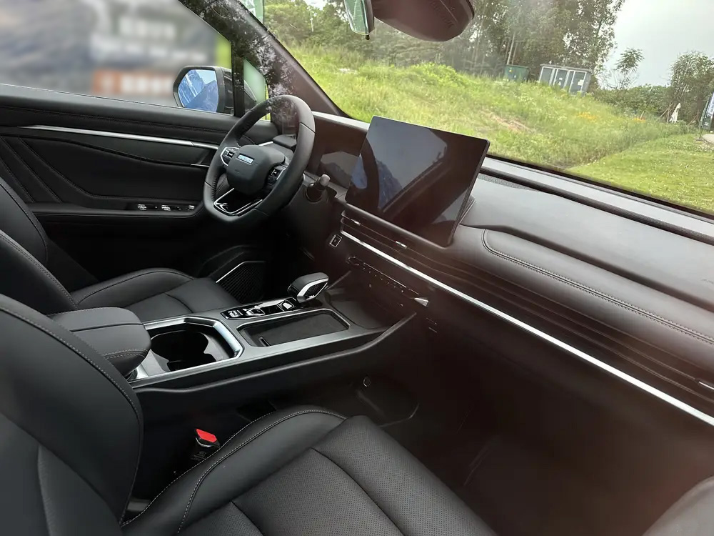 Geely Radar King Kong EM-P: Доступный плагин-гибрид с запасом хода более 1000 км