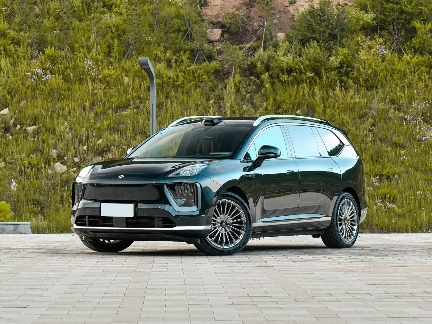 Новый GAC Haobo HL Extended-Range: флагманский гибридный кроссовер с солидным запасом хода
