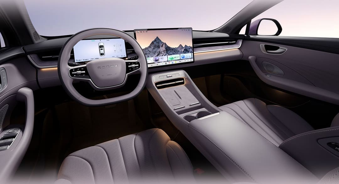Новый гибрид Roewe M7 DMH от SAIC: запас хода 2050 км и цена от 13 700 долларов
