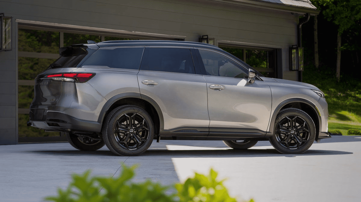 Обновлённый Infiniti QX60 2026: элегантность, технологии и мощь в новом обличии