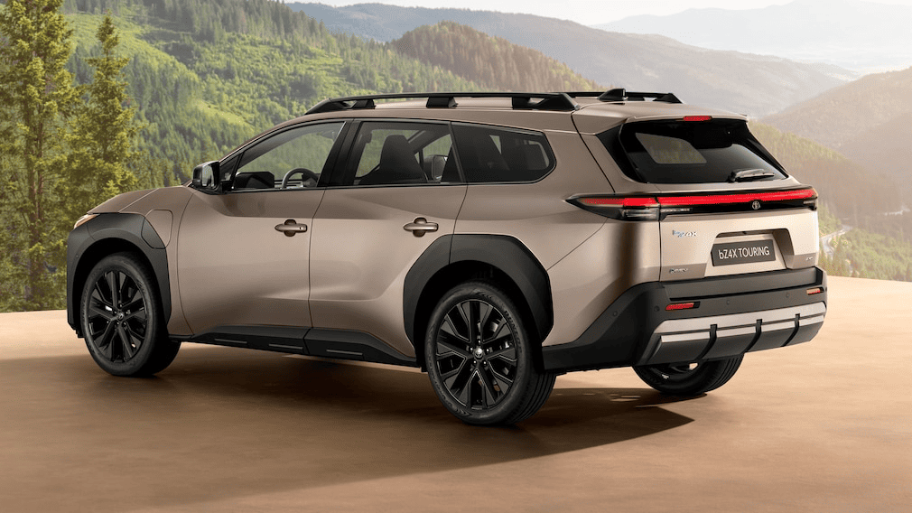 Toyota bZ4X Touring: представлена новейшая версия большого электрокроссовера с запасом хода 560 км