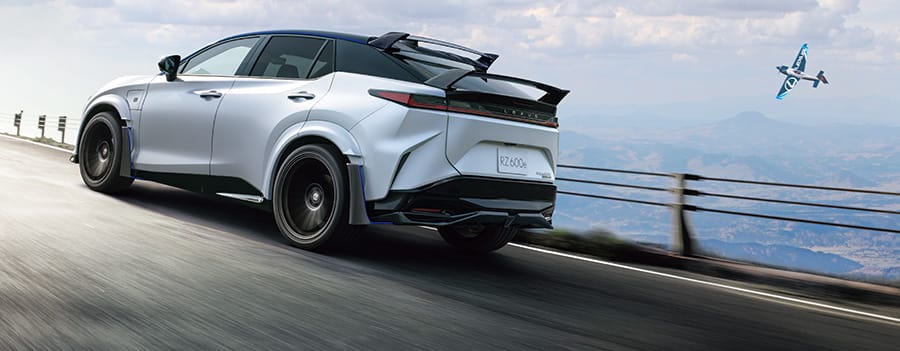 Lexus показал мощную электрическую версию RZ с разгоном до 100 км/ч за 4,4 секунды
