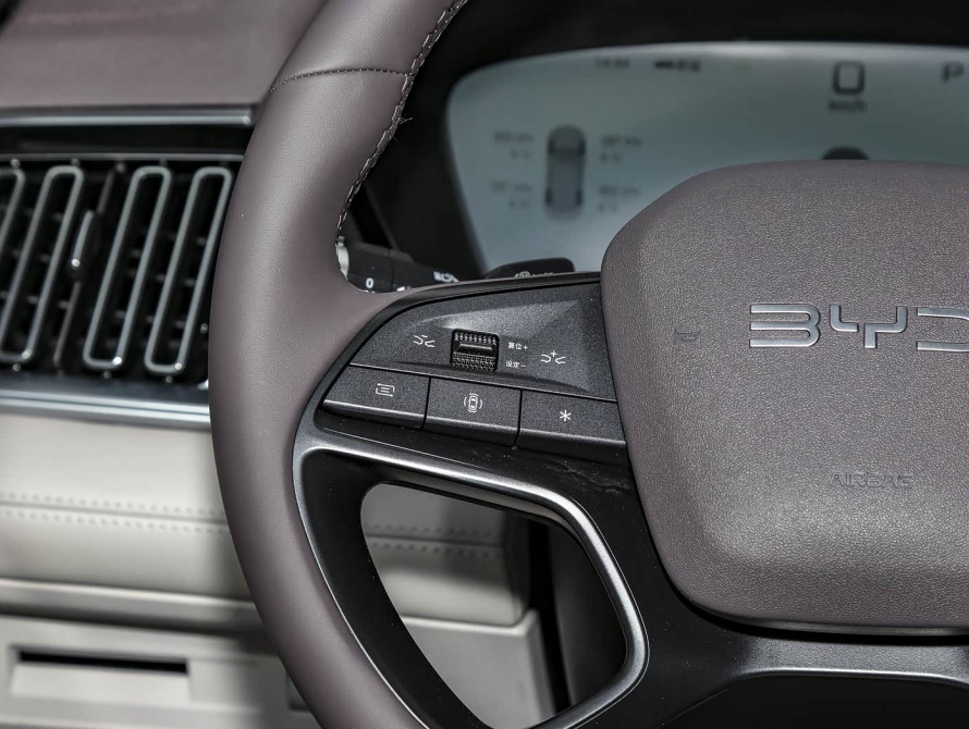 BYD Song Plus EV Mid 2025 - 21 BYD Song Plus EV Mid 2025 - 21 | kz.bex-auto.com