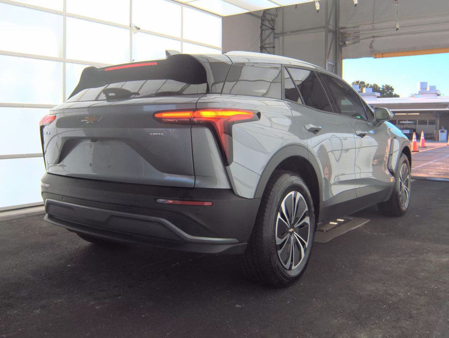 Chevrolet Blazer EV LT 2024 - 3 Chevrolet Blazer EV LT 2024 - 3 | kz.bex-auto.com