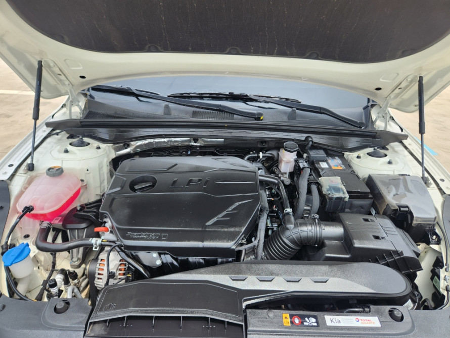 KIA K5 2.0 LPI Trendy 2023 - 17 KIA K5 2.0 LPI Trendy 2023 - 17 | kz.bex-auto.com