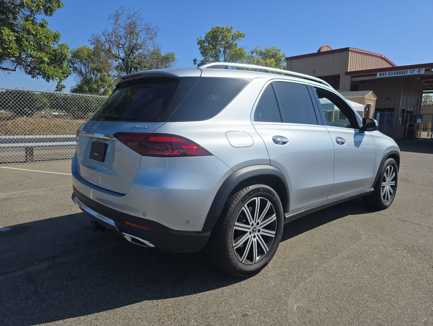 Mercedes-Benz GLE 450 4Matic 2025 - 3 Mercedes-Benz GLE 450 4Matic 2025 - 3 | kz.bex-auto.com