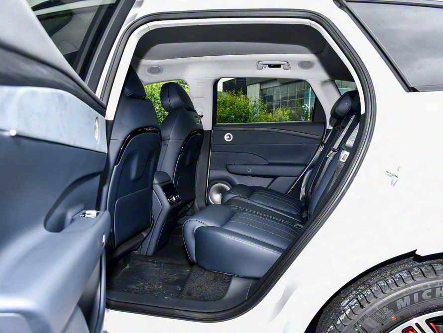 Voyah Free Top 2025 - 50 Voyah Free Top 2025 - 50 | kz.bex-auto.com