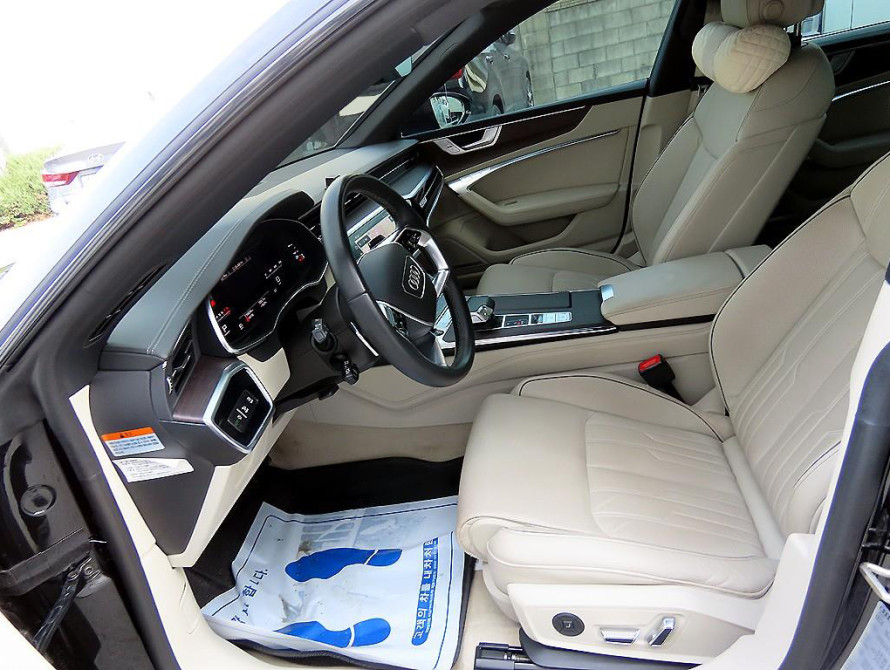 Audi A7 55TFSI quattro Premium 2023 - 7 Audi A7 55TFSI quattro Premium 2023 - 7 | kz.bex-auto.com