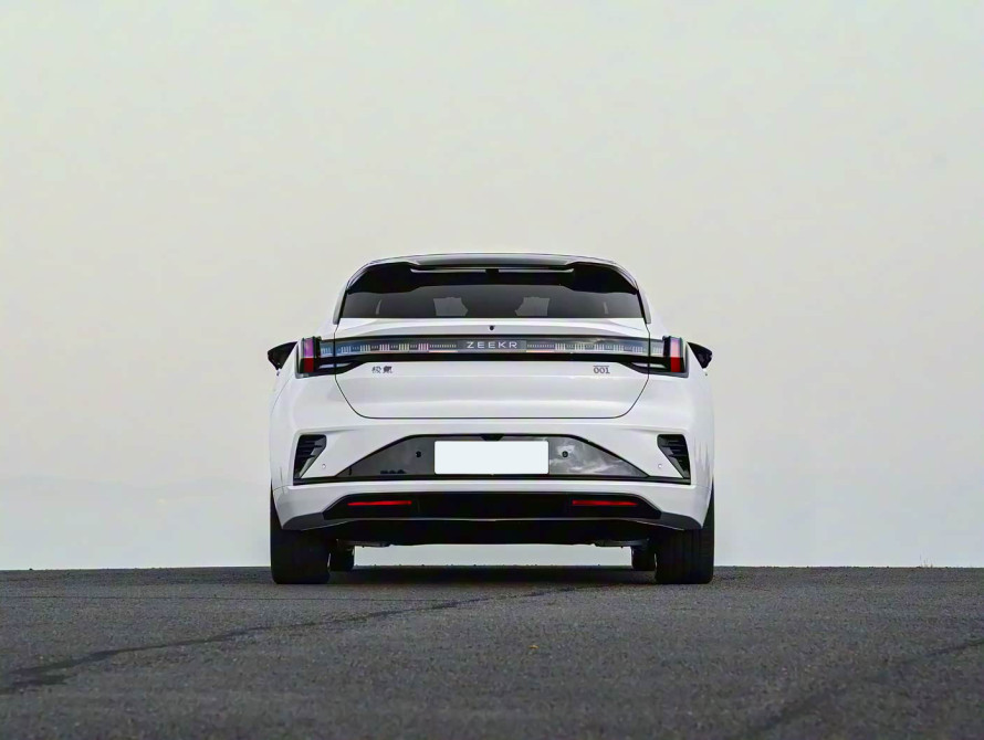 Zeekr 001 Basic 2026 - 5 Zeekr 001 Basic 2026 - 5 | kz.bex-auto.com