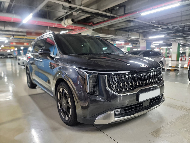 KIA Carnival Signature 7-seater 2024 - 1 KIA Carnival Signature 7-seater 2024 - 1 | kz.bex-auto.com