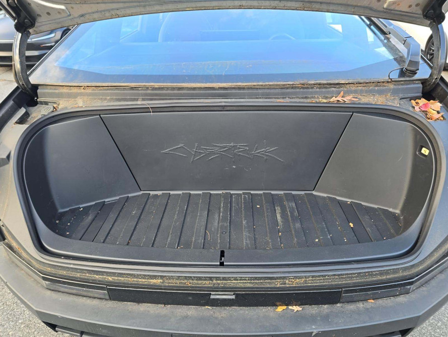 Tesla Cybertruck 2024 - 1 Tesla Cybertruck 2024 - 1 | kz.bex-auto.com